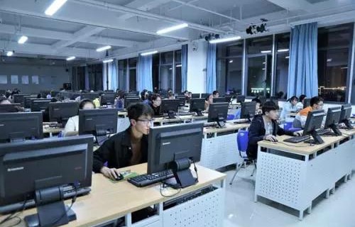 电子商务是大学还是专业