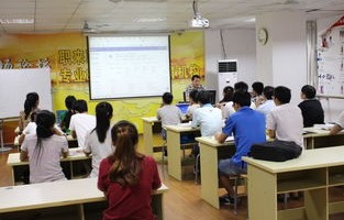 开展电子商务专业的学校